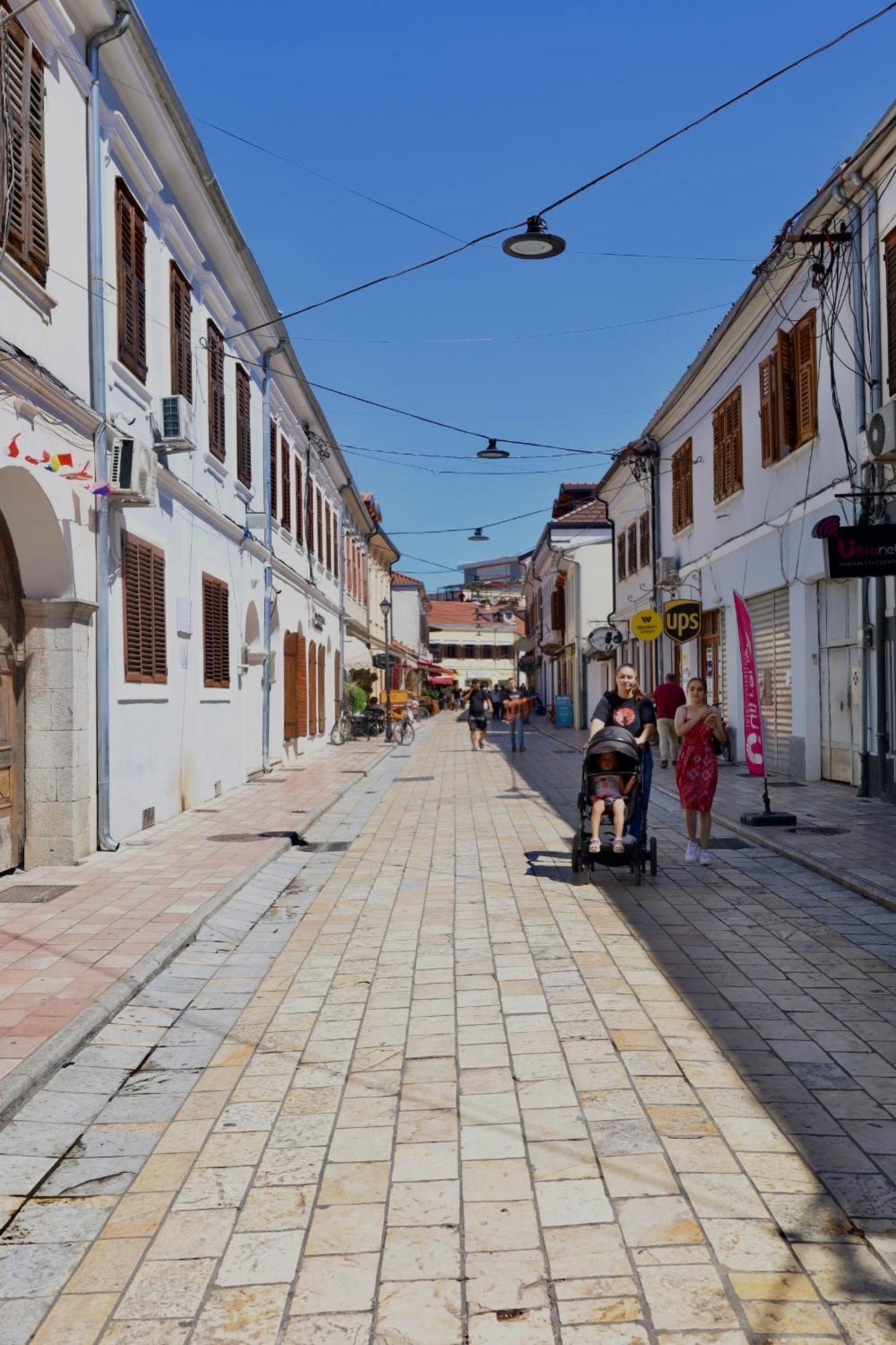 City Nest Shkoder Exterior photo