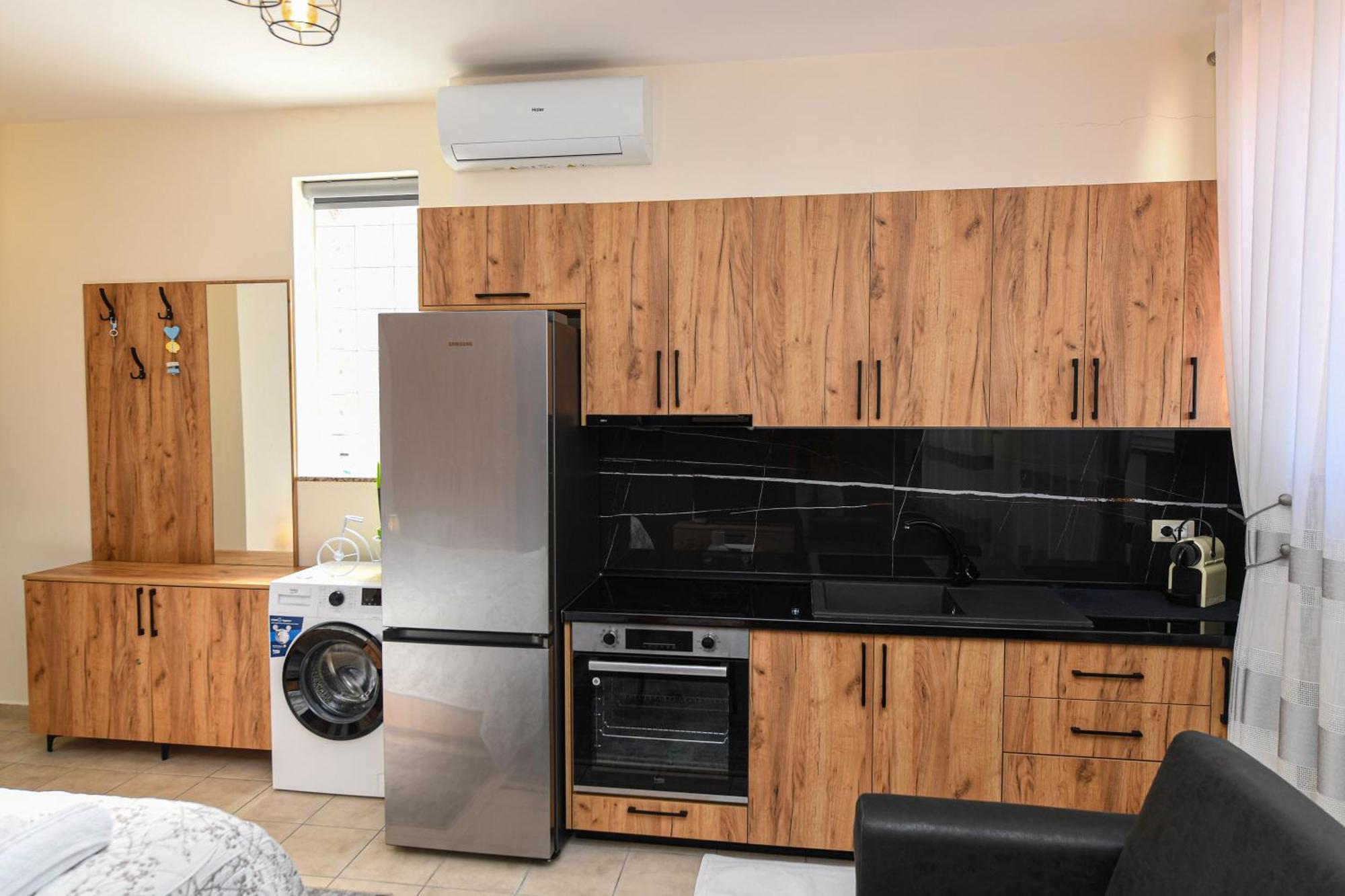 City Nest Shkoder Exterior photo